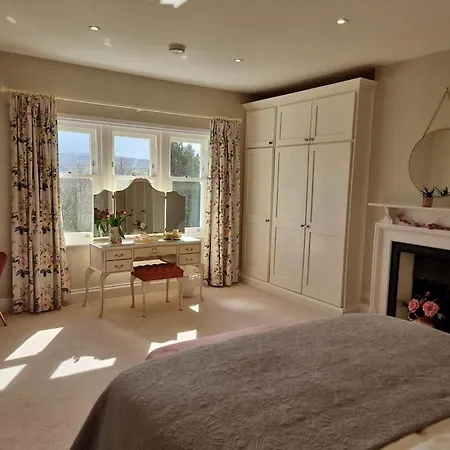 Heathfield Robin Hood's Bay